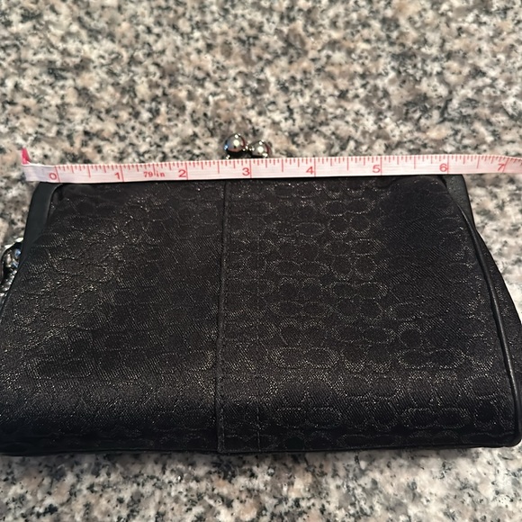 Coach Wristlet / Clutch - Picture 6 of 6